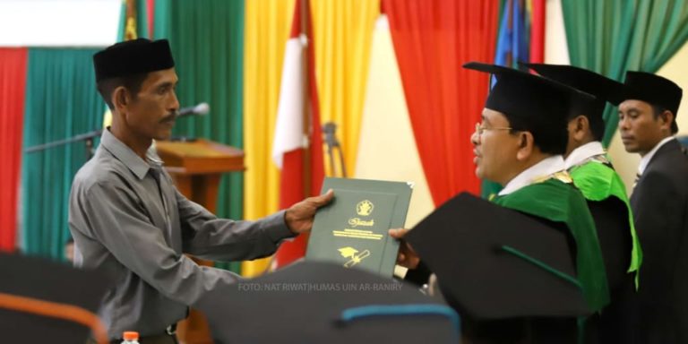 Rektor UIN Ar-Raniry Ucapkan Bela Sungkawa untuk Mahasiswa Meninggal Dunia Sebelum Wisuda