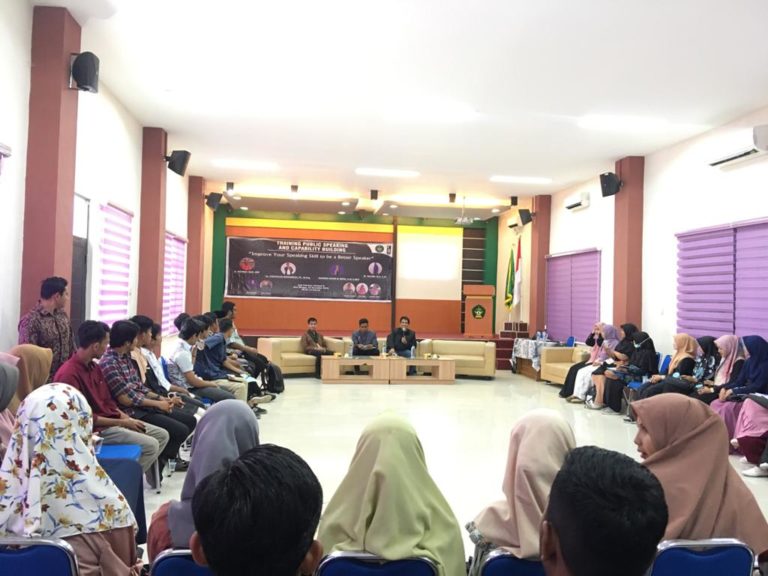 HMI Tarbiyah Gelar Pelatihan Wujudkan Public Speaking Tak Hanya MC dan Pidato