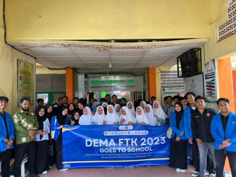 MAN 4 Aceh Besar Jadi Target DEMA FTK Goes to School 2023