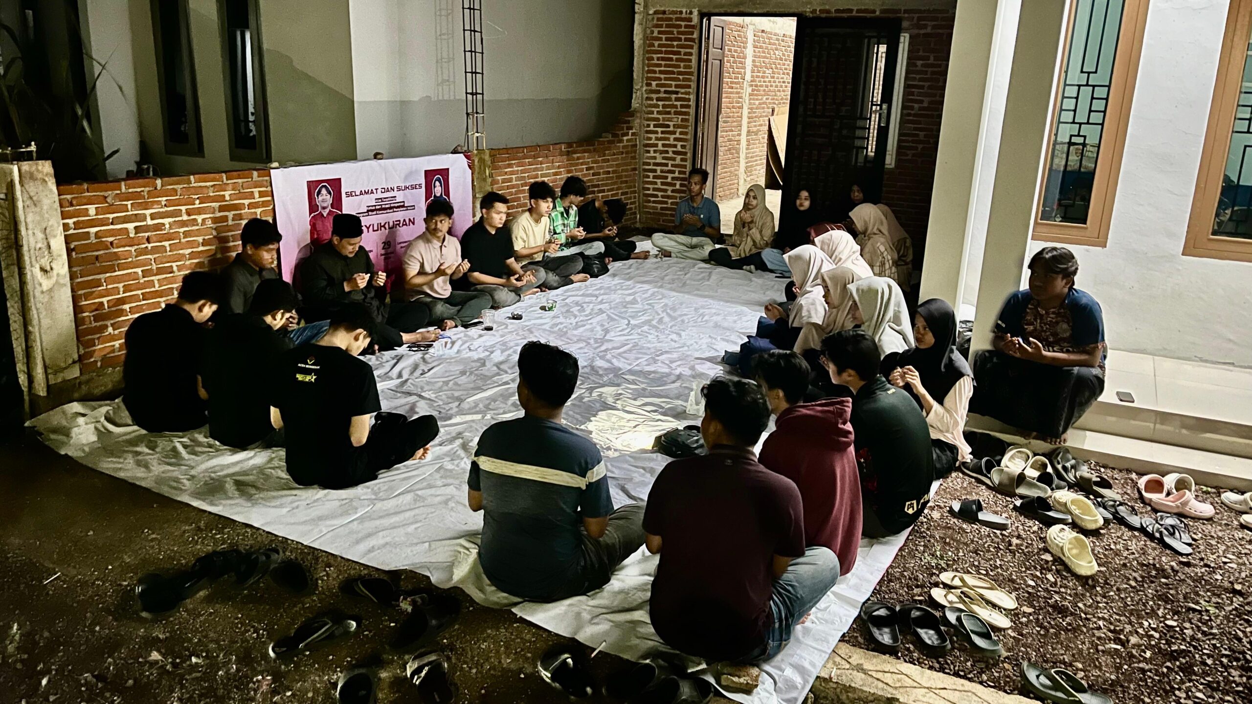 Sambut Tahun Baru dengan Islami, Mahasiswa KPI UIN Ar-Raniry 22 Gelar Kultum, Zikir dan Doa Bersama