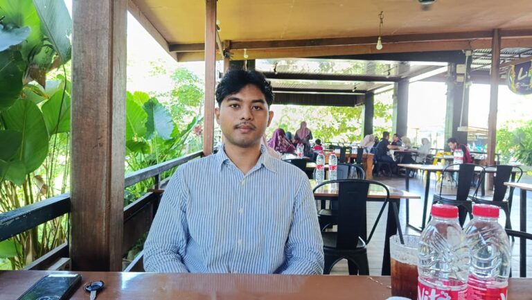 Kisah Bilal Munawarah Lulusan Terbaik Febi UIN Ar-Raniry gelombang 1