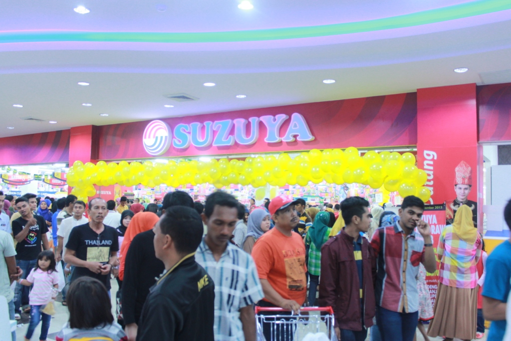 Foto | Kemeriahan Peresmian Suzuya Mall Aceh