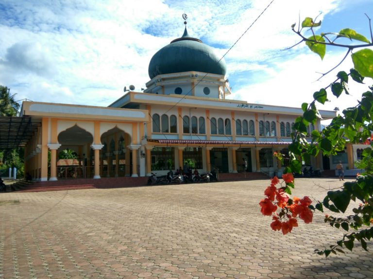 Bulan Ramadhan, Jamaah Masjid Abu Indrapuri Capai 500 Orang