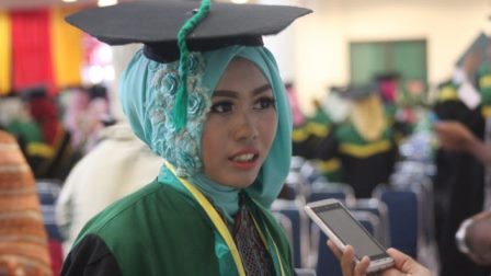 Harapan Wisudawan Terbaik UIN kepada Pemerintah Aceh