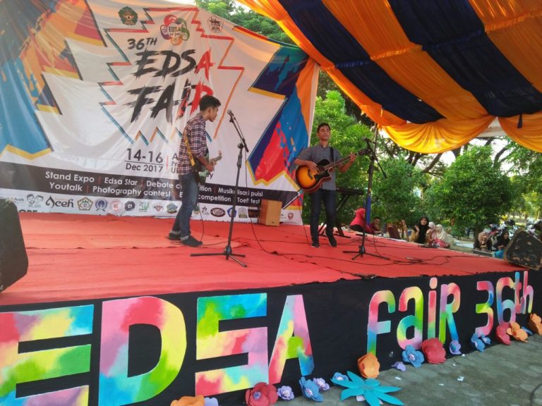 Kompetisi Menyanyi dalam Bahasa Inggris Meriahkan Edsa Fair ke-36
