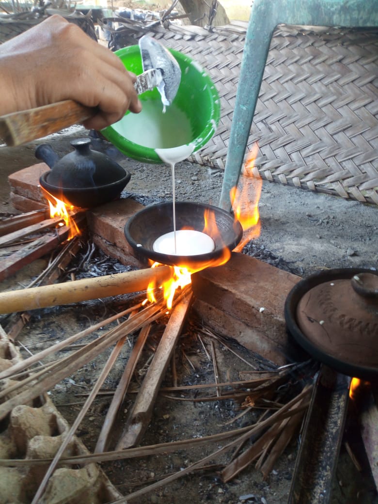 Kue Apam, Kuliner Khas Asal Aceh - sumberpost.com