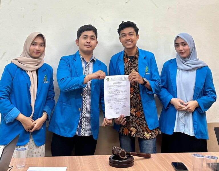 DEMA UIN Ar-Raniry Banda Aceh Paparkan Program Kerja Strategis dalam Sidang Pengesahan yang Dilaksanakan SEMA UIN Ar-Raniry