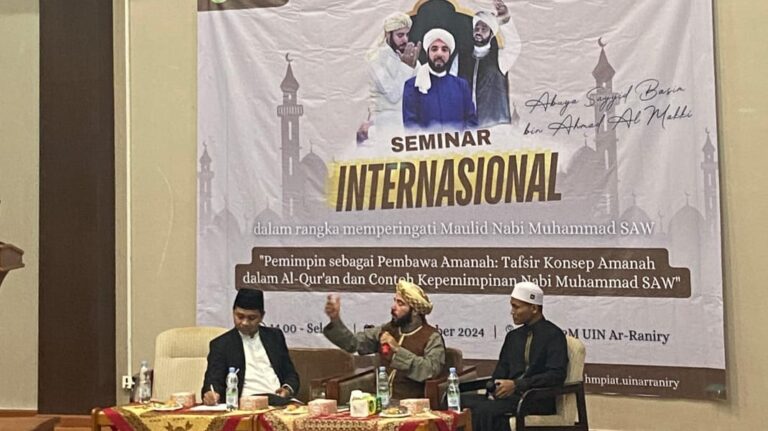 Peringati Maulid Nabi Muhammad, HMP IAT dan LDF Azh-Zhilal UIN Ar-Raniry Gelar Seminar Internasional Hadirkan Ulama dan Cendekiawan dari Mekkah