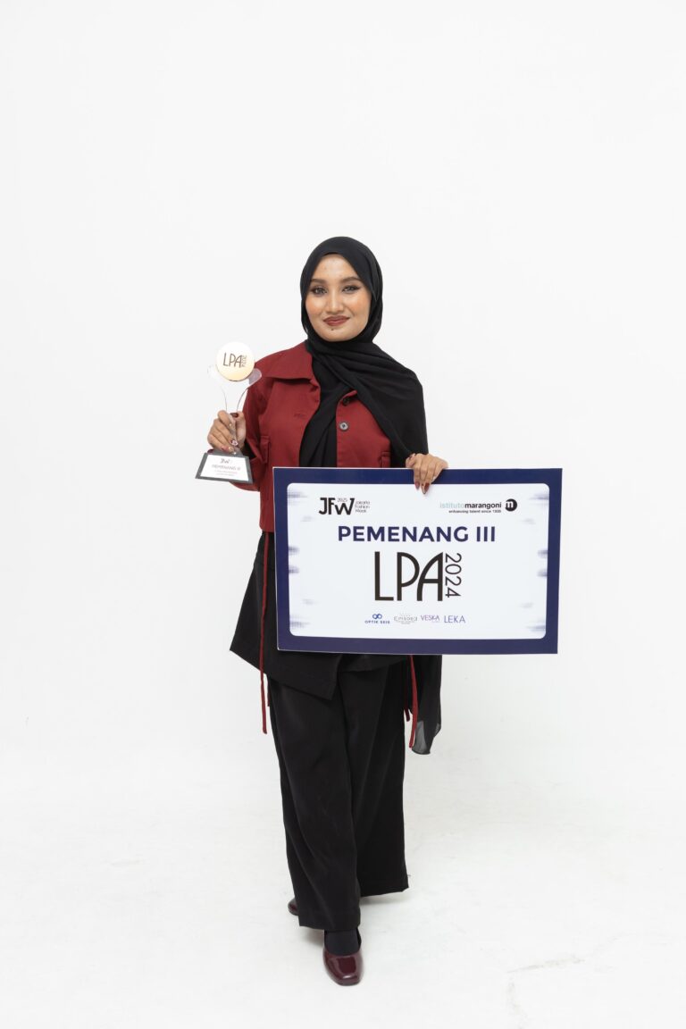 Fatimah, Gadis Asal Aceh Sukses Raih Pemenang III dalam LPA JFW 2024