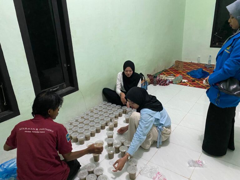 Mahasiswa Psikologi Gelar Kegiatan KPM, Pengajian Rutin dan Berbagi Bubur Kacang Hangat