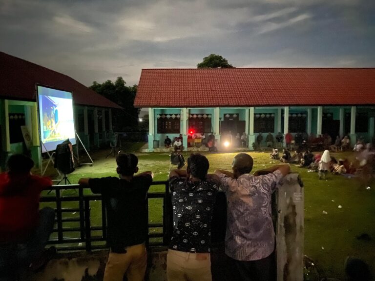 Perjalanan Menolak Korupsi Lewat Sinema ke Pelosok