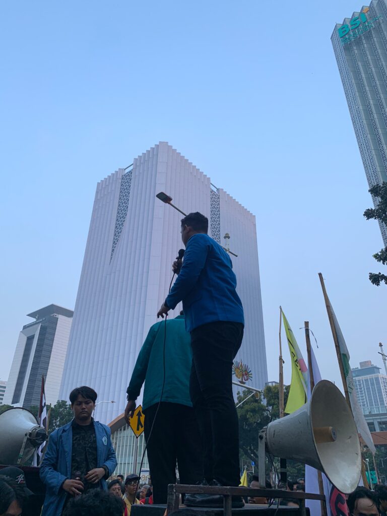 Tolak Pendirian Batalyon Baru di Aceh, Presma UIN Ar Raniry Orasi di Jakarta