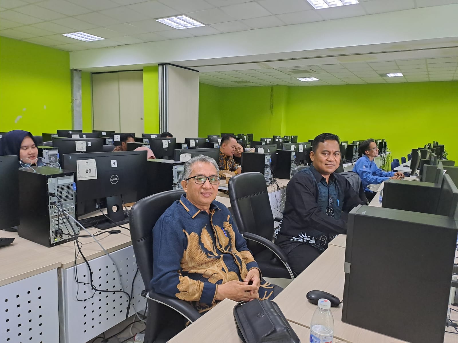 Warek II UIN Ar-Raniry, Prof Khairuddin saat mengikuti BIMTEK PPID di Pelembang (01/08/2025).