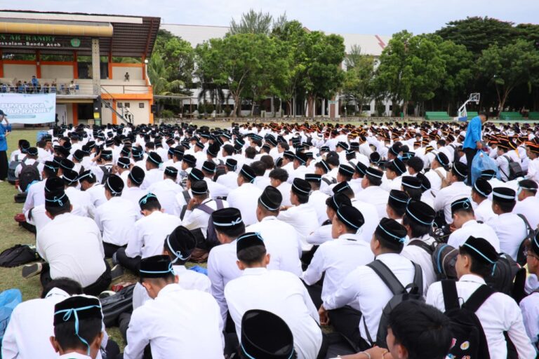 4.647 Mahasiswa Ikuti PBAK 2025