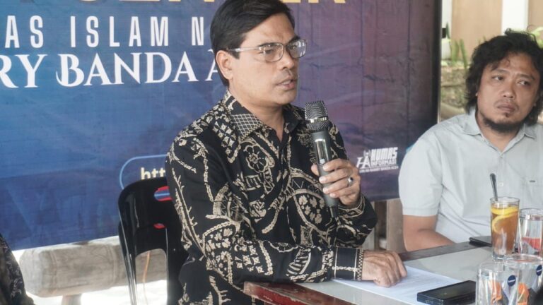 Apakah Mahasiswa Non-Muslim di UIN Ar-Raniry Wajib Mengenakan Hijab? Menjawab Pertanyaan Oknum Dosen