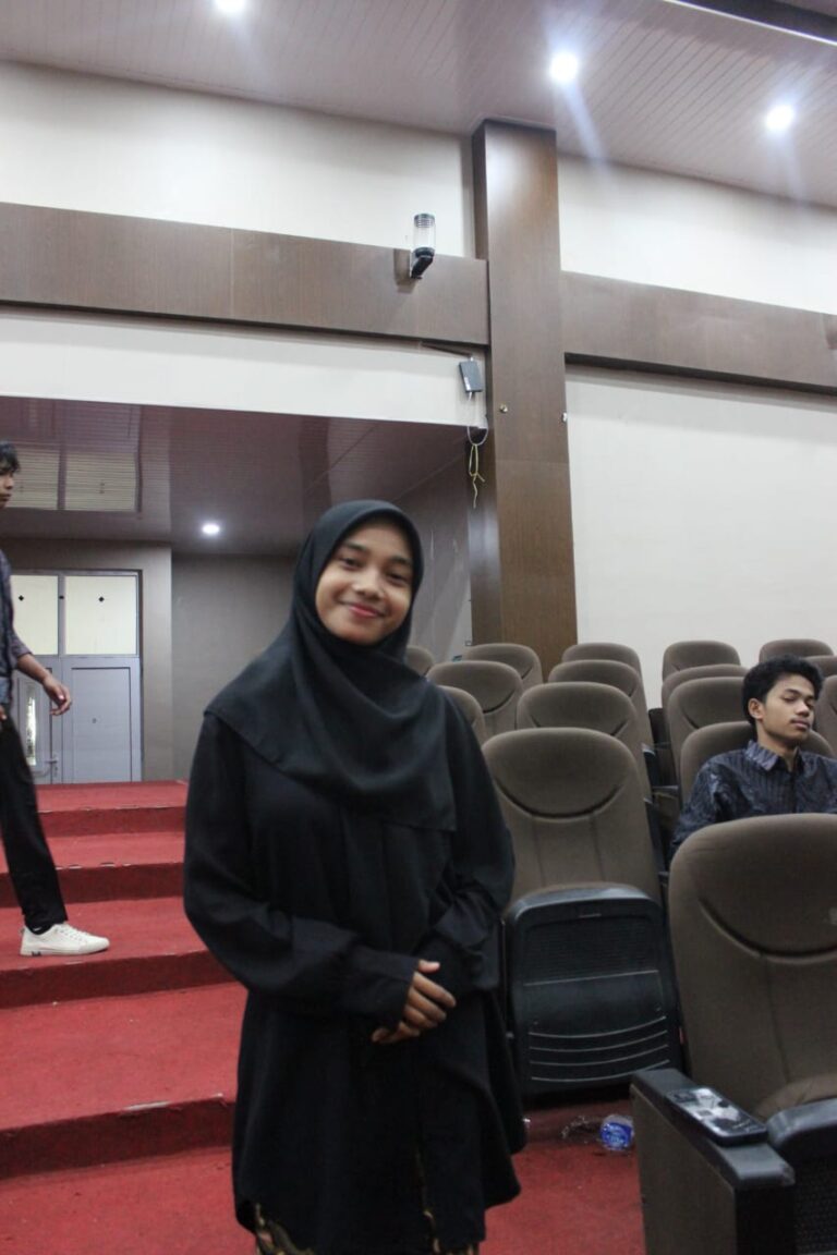 Menyulam Mimpi di Tengah Keterbatasan: Kisah Tazkiatun Nufus