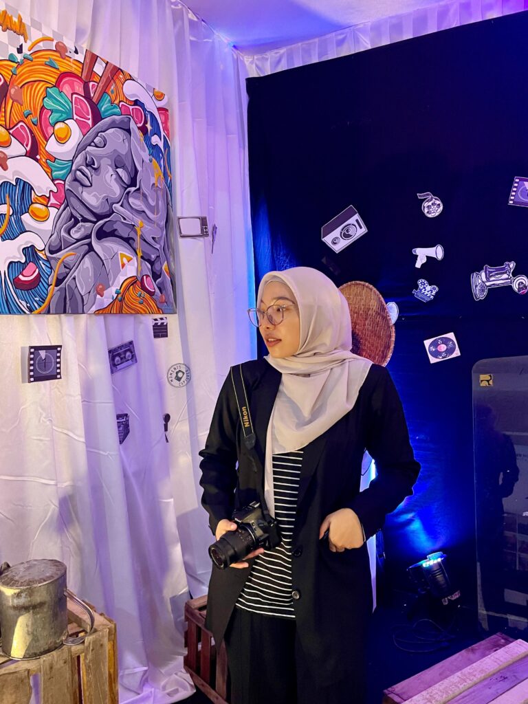 Membaca Surga dari Cuplikan