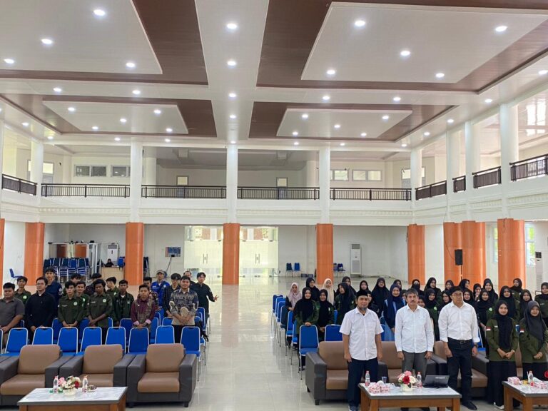 BIOSFER HIMABIOS UIN Ar-Raniry Ajak Mahasiswa Peka Lingkungan