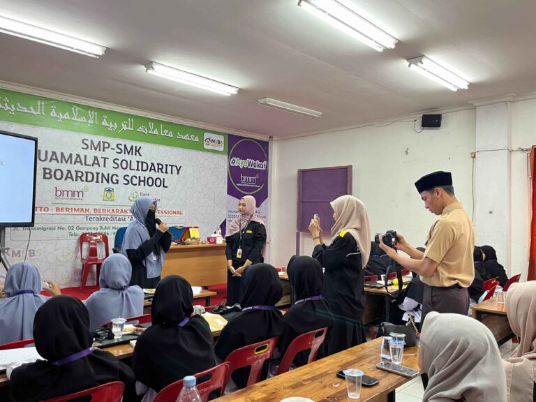 Sumberpost Perdana Gelar Goes to School, Kenalkan Jurnalisme AI di MSBS