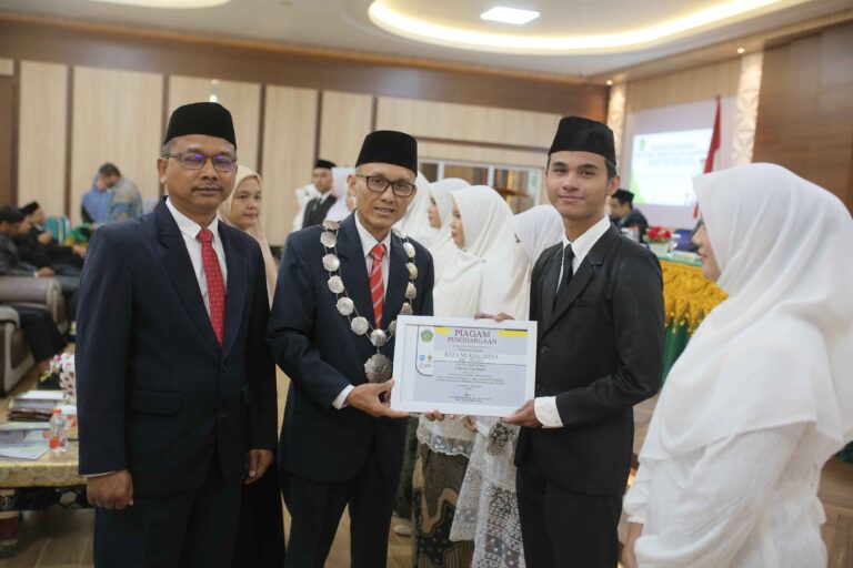 Tidak Punya Medali, Tapi Punya Tekad: Kisah Reza Menembus Beasiswa Rusia