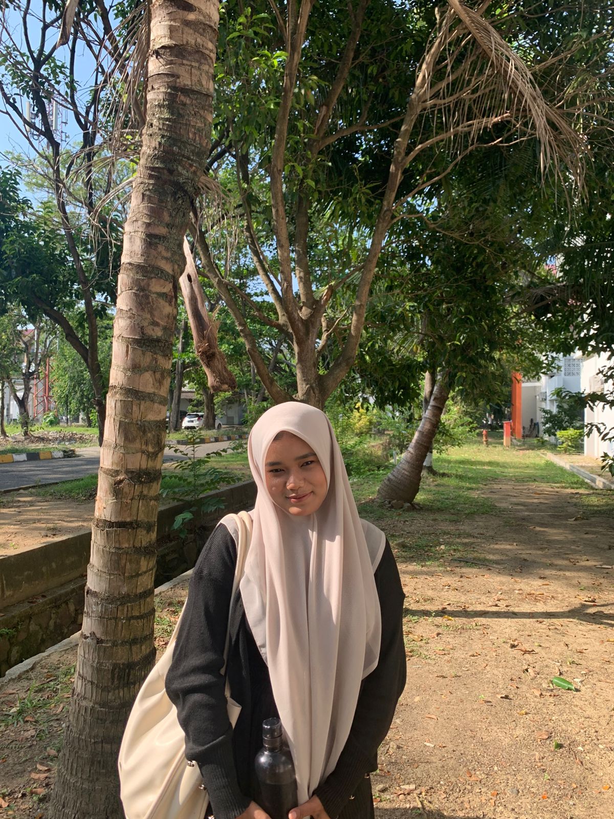 Langkah Pelan, Mimpi Besar Perjuangan Nora