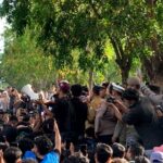 Peraturan Gubernur No. 2 Tahun 2026 Resmi Dicabut di Depan Massa Aksi Dengan Menandatangani Petisi