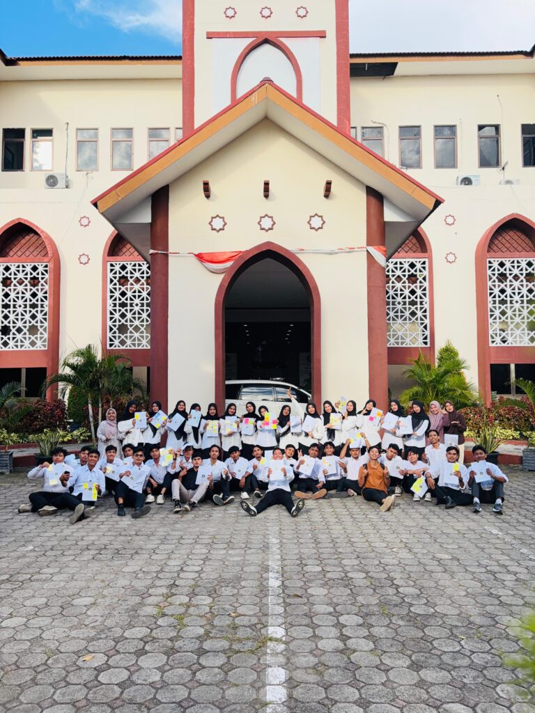 37 Mahasiswa Angkatan 2023 Bahasa dan Sastra Arab Mengikuti Seminar Proposal Bersama