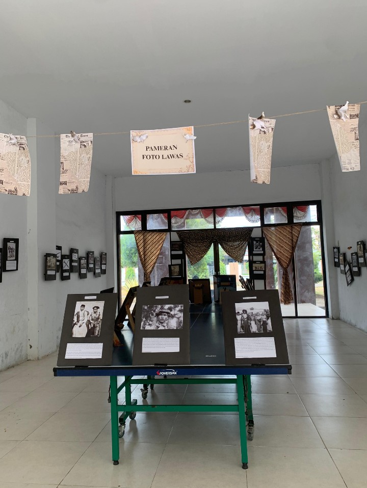 Mahasiswa Ilmu Perpustakaan UIN Ar-Raniry Gelar Pameran Foto Lawas Sejarah Aceh